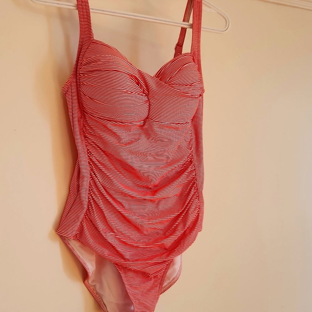 Bond-eye Australia Nip Tuck Multi cup Swim suit. BRAND NEW WITH TAG